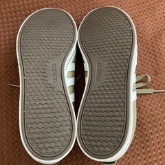 メンズ靴adidasの画像