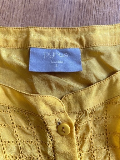 pyrus 黄色　半袖フリル2段ワンピース　S