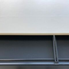 【箱あり/在庫11台あり】オフィスデスク PLUS SP-126H WH 幅1200×奥行600×高さ700㎜ ホワイト 引出し付 フラットライン平机 スチールOAデスク 事務机 プラスの画像