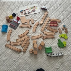 IKEAリラブー　４６点セット　鉄道玩具の画像