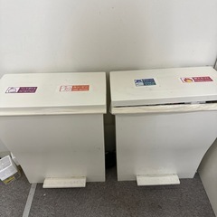 ゴミ箱の画像