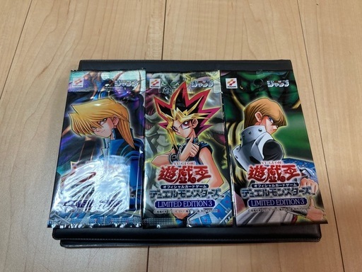 遊戯王カード　新品未開封