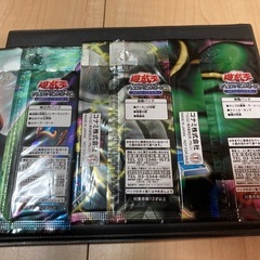 遊戯王カード　新品未開封の画像