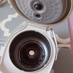 炊飯器の画像