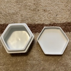 ウェッジウッド　小物入れ　黒壺の画像