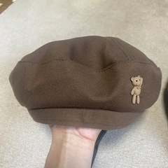 女性用帽子の画像