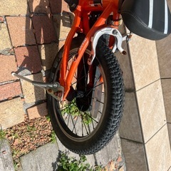 子供用の自転車(GIANT)の画像