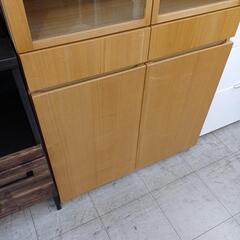 無印良品　キッチンボード　側面日やけ、扉中央下補修ありの画像