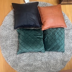 絨毯　クッション