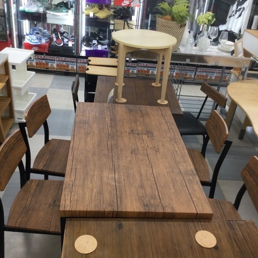 ⭐️春日市⭐️4点ダイニングセット⭐️木目調⭐️食卓テーブル