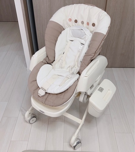 (美品)combi 電動 ハイローチェア