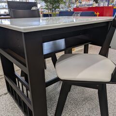 ジモティー見た！で5%OFF【2人掛けダイニングセット】ニトリ NITORI ダイニングセット テーブルセット 回転椅子 伸長式 バタフライテーブル ベンチ付き:ホワイト/ダークブラウンの画像