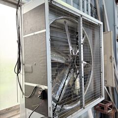 換気扇（工場用）の画像