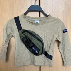 美品【OUTDOOR】ポーチ付きロンT