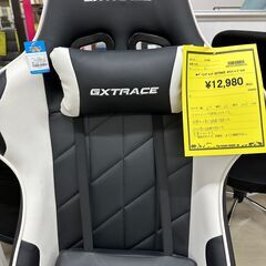 ジモティ来店特価!!　ゲーミングチェア　GXTRACE　ホワイト×ブラック　　J-250573の画像