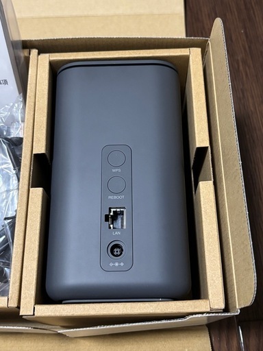 【値下げ】ドコモ docomo  5G HR01 ホームルーター Wi-Fi 楽天モバイル