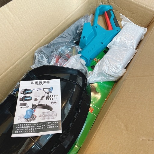 草刈り機 電動草刈機 伸縮可能 軽量 バッテリー2個 除草 枝切り 女性 家庭用