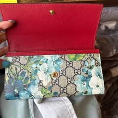 GUCCI長財布の画像