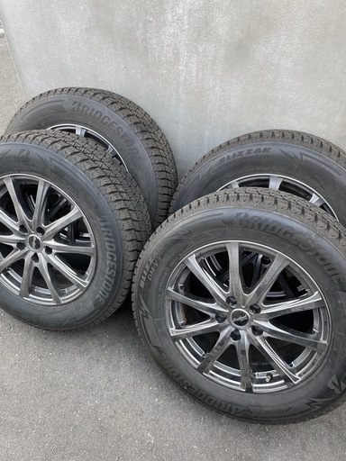225/65R17 ブリジストン  スタッドレスタイヤホイール付き