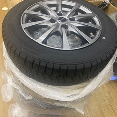 GOODYEAR スタッドレスタイヤ４本の画像