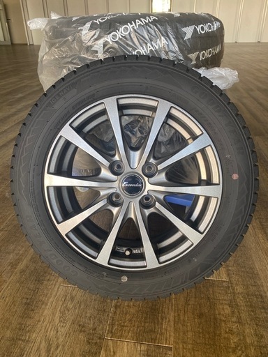 GOODYEAR スタッドレスタイヤ４本