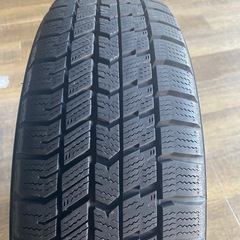GOODYEAR スタッドレスタイヤ４本の画像