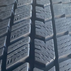 GOODYEAR スタッドレスタイヤ４本の画像