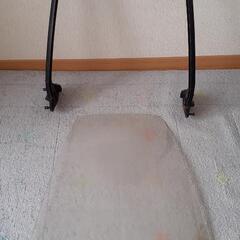 イタリア製屋根付きスクーターの画像