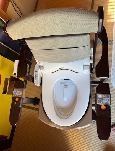 パナソニック 家具調トイレ 座楽 ジャワポット PN-L21525 ひじ掛