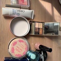 化粧品無料