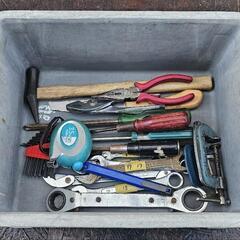 ボックス付　工具　色々セット　ドライバー　六角　レンチ　ペンチ　...