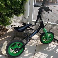 ストライダー