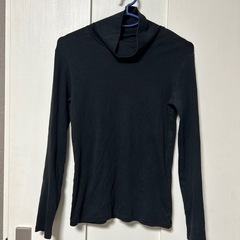 ユニクロ ハイネックトップス