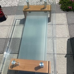 テーブル
