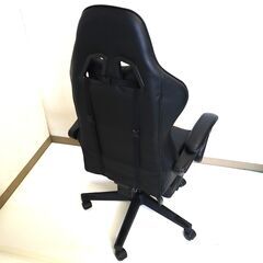 伊勢崎【現状品】gi5-5 ニトリ ゲーミングチェア GM706 リクライド135° PUレザー 椅子 PCチェアの画像