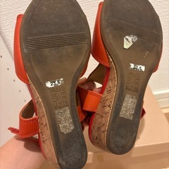 オレンジ ウェッジサンダル 23.5cmの画像