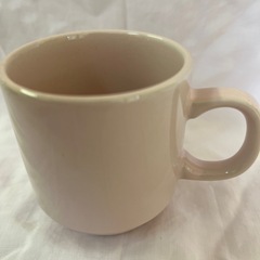 ピンクのコーヒーカップ