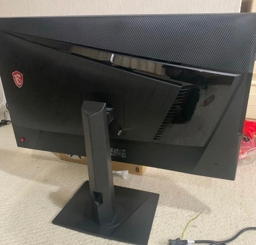 MSI MAG 323UPF ゲーミングモニター　4k 160Hz 中古美品 大画面、4K/160Hz/HDR 600環境をひとりじめ！MSIの32型