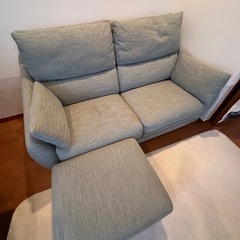 【5月31日お渡し希望】　ソファ ニトリ オットマン付き　