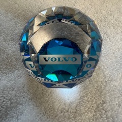 VOLVO クリスタル ペーパーウェイト
