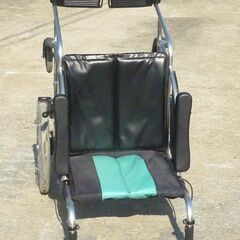株式会社ミキ Miki 車いす製品 スタイリッシュ車いす 介助式車椅子 MPR-2 ブルー アルミ製 折りたたみ 主輪16インチハイポリマータイヤ 未使用に近い 介護用品 の画像