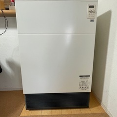 蓄熱暖房機（OLSBERG）