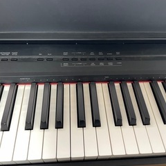 YAMAHAピアノP-105の画像