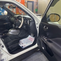 日産　ジューク　平成23年　11万キロ　16GT FOUR HDDナビ　フルセグTV バックカメラ　ETC HIDヘッド　HKSマフラー　インパルパイプ　タワーバー　一時抹消の画像