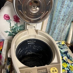 電気ポット 値下げしましたの画像