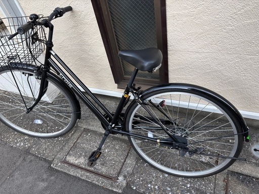 2.5万の自転車 27インチ 6段ギア ブラック 黒 trois かご ライト 鍵