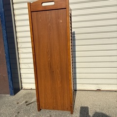 カリモク　ジュースラックの画像