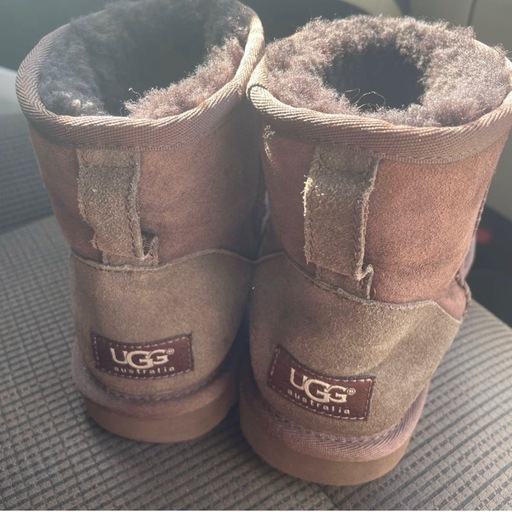 UGG ムートンブーツ ダークブラウン 23cm (安い物はおまとめで
