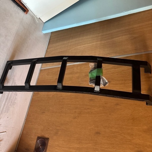 ハイエースリアラダー