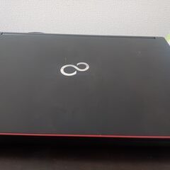 富士通　2020年モデル　高性能4コア8スレッド版8世代i5 メモリ8G　高速SSD搭載の画像